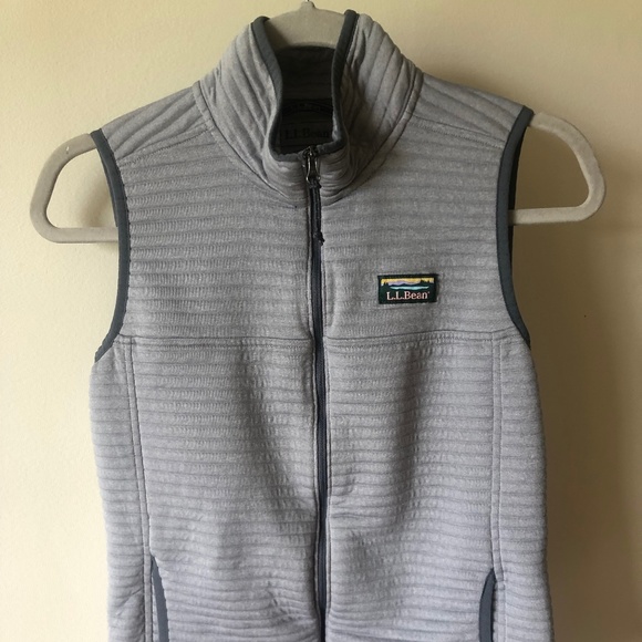 L.L Bean Lightweight Vest - Picture 3 of 8